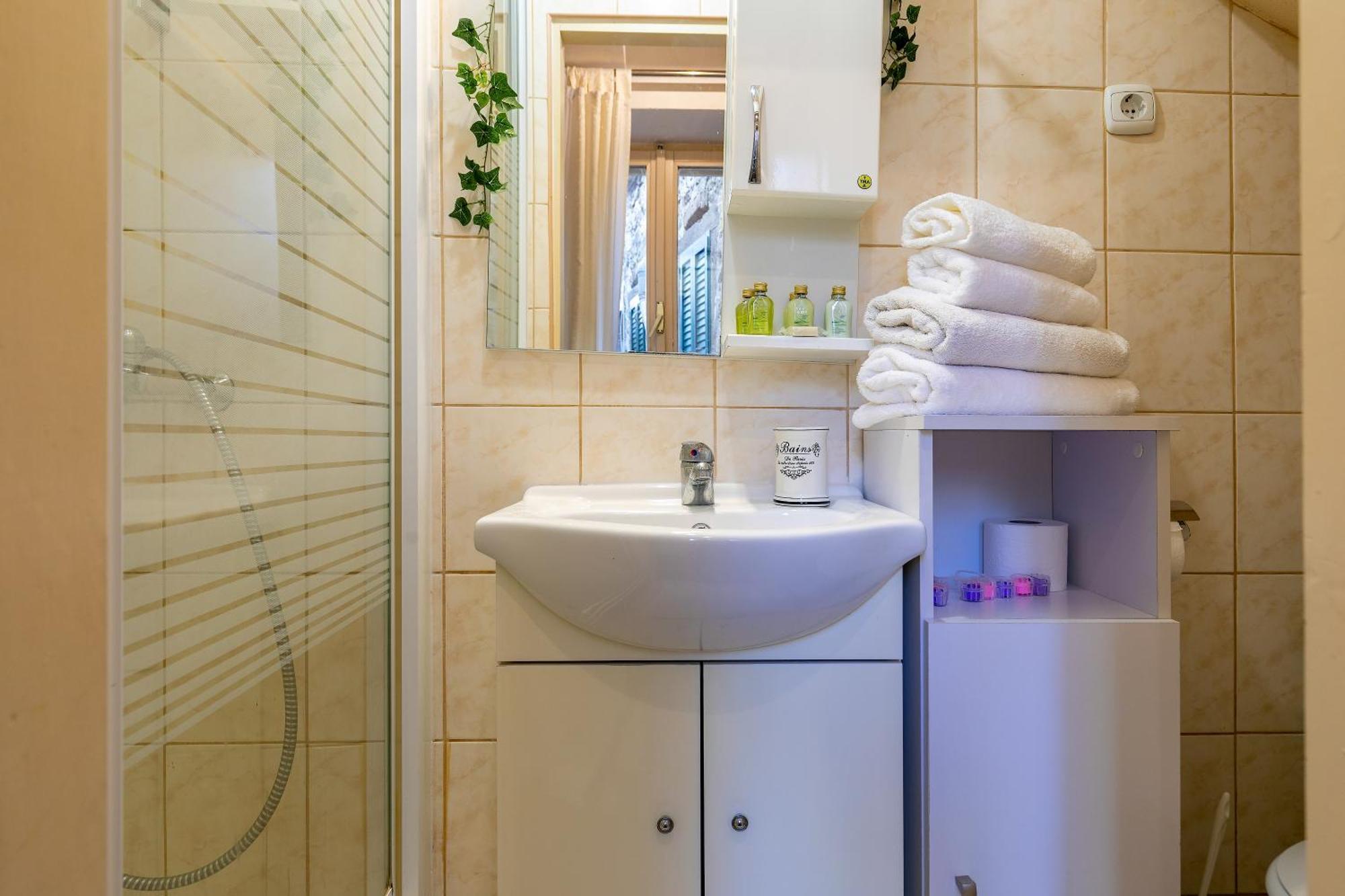Duplex Apartment Camelia In Charming Old Town Rovinj Dış mekan fotoğraf