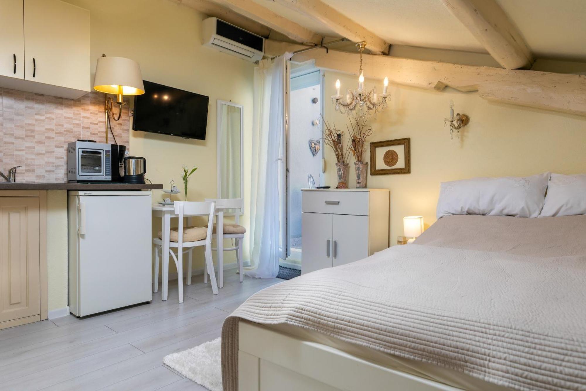 Duplex Apartment Camelia In Charming Old Town Rovinj Dış mekan fotoğraf